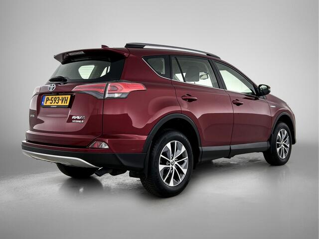Toyota RAV4 2.5 Hybrid AWD Energy | 1.650 KG Trekgewicht | Stoelverwarming | Cruise Control | Camera |