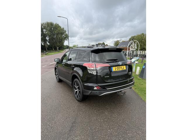 Toyota RAV4 2.5 Hybrid AWD Dynamic bj2018/achteruitrijcamera/elektrische kofferklep