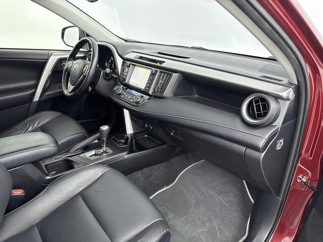 Toyota RAV4 2.5 Hybrid AWD Executive | Trekhaak - 1650KG Trekgewicht | Dodehoek detectie | 360 Camera | Stoelverwarming | Parkeersensoren voor+achter | Elektrische achterklep | elektrisch verstelbare stoel |