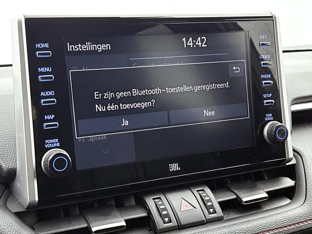 Toyota RAV4 2.5 Plug-in Hybrid AWD Bi-Tone Plus | Trekhaak afneembaar - 1500KG trekgewicht | 360 camera + binnenspiegel | Stoel+stuurverwarming | Stoelventilatie | Dodehoek detectie | Parkeersensoren voor+achter | Elektrische achterklep |