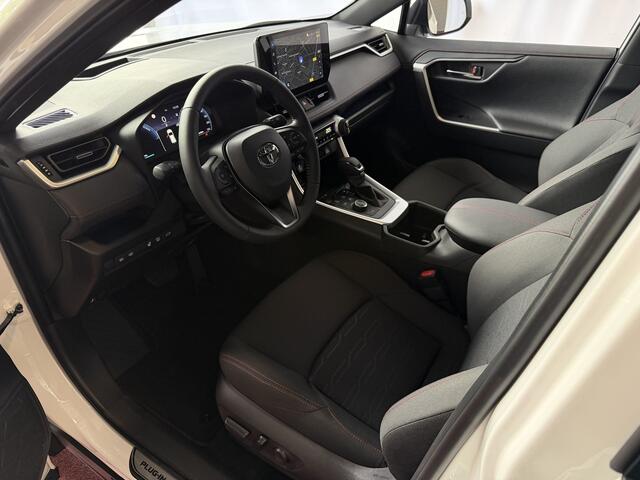 Toyota RAV4 2.5 PHEV AWD 306PK ?gloednieuw ? | Trekgew. 1500KG | Head-up display | Camera | Full LED | Elektrische achterklep | Stuur/Stoelverwarming voor+achter PHEV PLUG IN