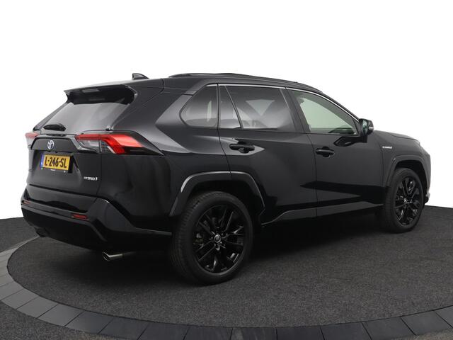 Toyota RAV4 2.5 Hybrid Black Edition | Stoelverwarming | Parkeersensoren V+A | Apple Carplay & Andriod Auto |