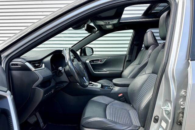 Toyota RAV4 2.5 Hybrid AWD Bi-Tone Panoram / 360Gr. Camera