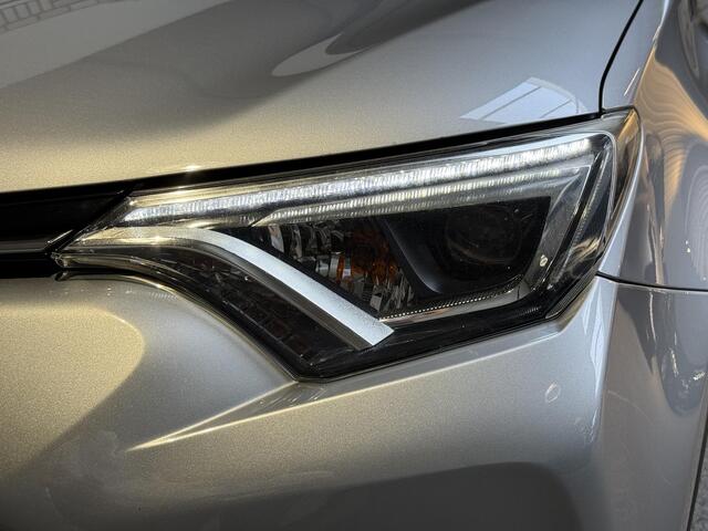 Toyota RAV4 2.0 VVT-i AWD Executive
