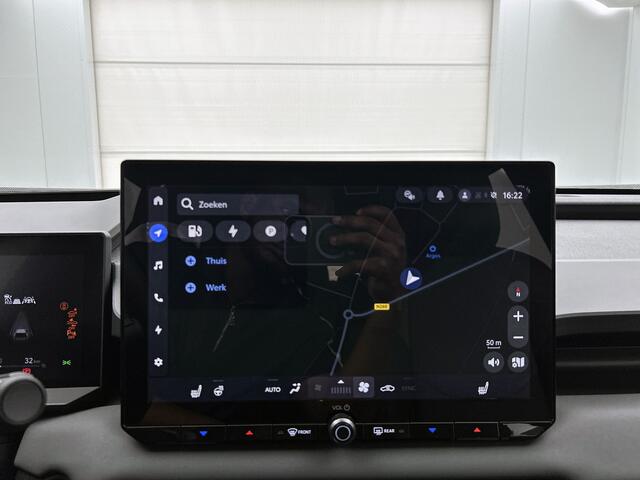Toyota RAV4 2.5 Plug-in Hybrid 270 First Edition | BTW voertuig | 360 Camera | Stoelventilatie | Stoel+stuurverwarming | Head-Up Display | Elektrische achterklep | Parkeersensoren voor+achter |
