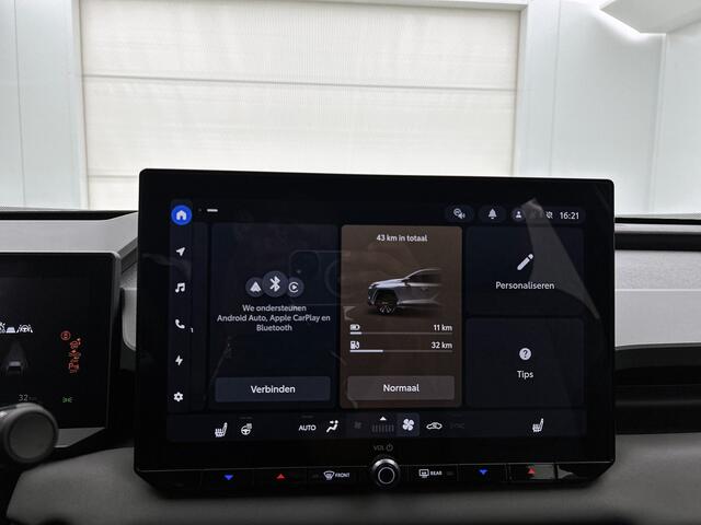 Toyota RAV4 2.5 Plug-in Hybrid 270 First Edition | BTW voertuig | 360 Camera | Stoelventilatie | Stoel+stuurverwarming | Head-Up Display | Elektrische achterklep | Parkeersensoren voor+achter |