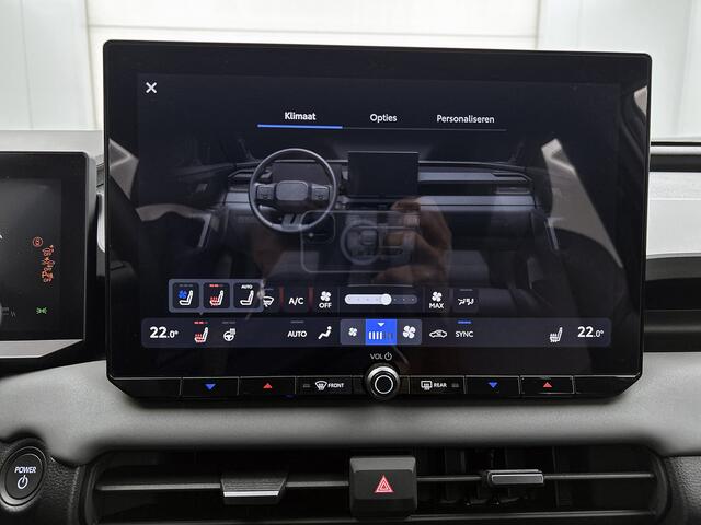 Toyota RAV4 2.5 Plug-in Hybrid 270 First Edition | BTW voertuig | 360 Camera | Stoelventilatie | Stoel+stuurverwarming | Head-Up Display | Elektrische achterklep | Parkeersensoren voor+achter |