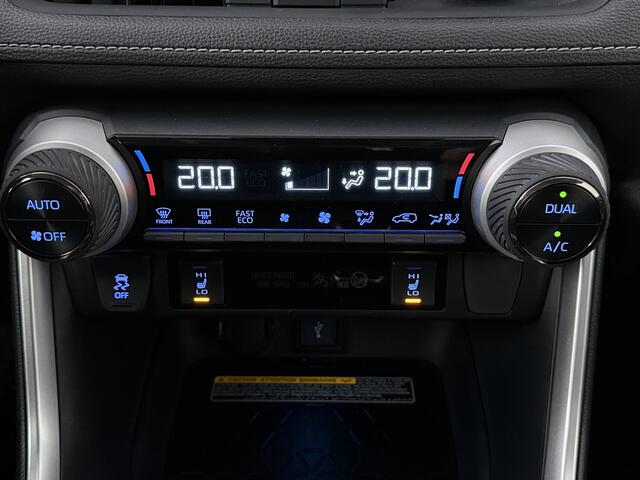 Toyota RAV4 2.5 Hybrid AWD Business | Trekhaak | Elektrische Achterklep | Stoelverwarming | Camera | Apple Carplay/Android Auto |