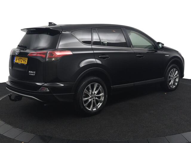 Toyota RAV4 2.5 Hybrid AWD Style Limited | Aanhangwagen geremd 1650 KG | Stoel verwarming | Stuurverwarming | Navigatie | Trekhaak | parkeersensor voor en achter |