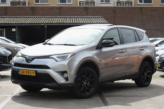 Toyota RAV4 2.5 Hybrid Black Edition / NAP / Schuif- kanteldak / Automaat / Trekhaak