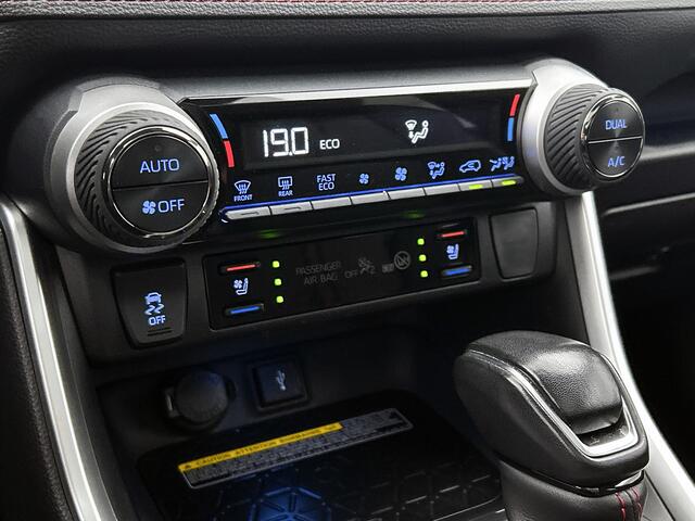 Toyota RAV4 2.5 Plug-in Hybrid AWD Bi-Tone Plus | Bearlock | Trekhaak poetser
