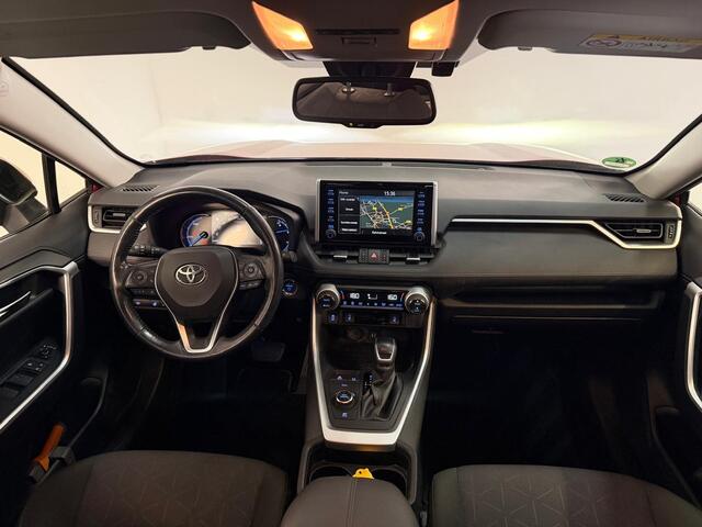 Toyota RAV4 2.5 Hybrid AWD Active | Trekhaak afneembaar | Parkeersensoren achter | Stoelverwarming | Apple Carplay |