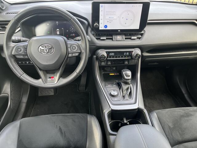 Toyota RAV4 2.5 Hybrid AWD GR-Sport | Trekhaak | JBL Audio | Camera's rondom | Carplay | Electr.stoelen |