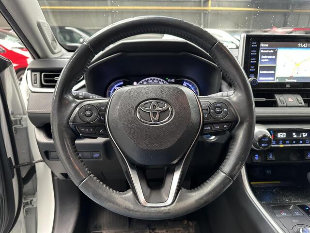 Toyota RAV4 2.5 Hybrid AWD Executive NL Auto, + Panorama schuif/kanteldak, Trekhaak, Dealeronderhouden, 1650 KM trekgewicht
