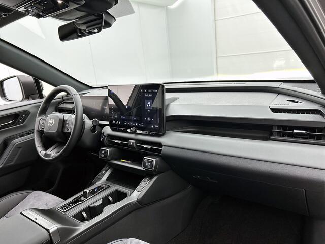 Toyota RAV4 2.5 Plug-in Hybrid 270 First Edition | BTW voertuig | 360 Camera | Stoelventilatie | Stoel+stuurverwarming | Head-Up Display | Elektrische achterklep | Parkeersensoren voor+achter | Staat in de showroom |