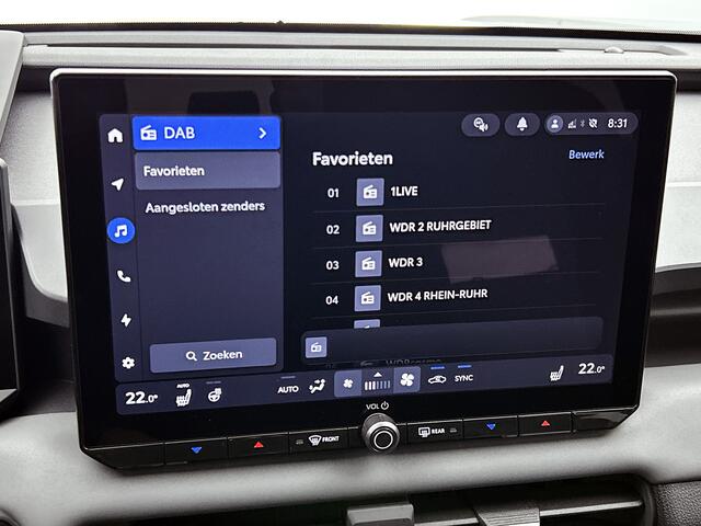 Toyota RAV4 2.5 Plug-in Hybrid 270 First Edition | BTW voertuig | 360 Camera | Stoelventilatie | Stoel+stuurverwarming | Head-Up Display | Elektrische achterklep | Parkeersensoren voor+achter | Staat in de showroom |