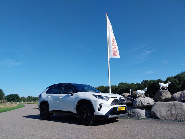 Toyota RAV4 2.5 Hybrid AWD Bi-Tone ADAPT CRUISE CAMERA HALF LEER LED NAVI ECC 18 INCH