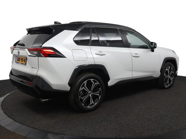 Toyota RAV4 2.5 Plug-in Hybrid AWD Bi-Tone Plus | Panoramisch dak | JBL | Head-up display | Apple Carplay/Android Auto | Lederen bekleding |