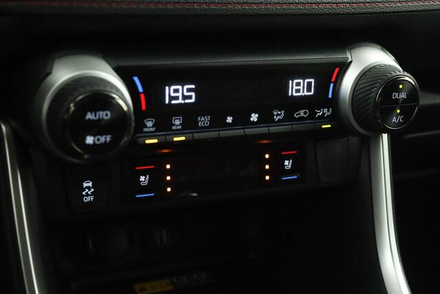 Toyota RAV4 2.5 Plug-in Hybrid AWD Bi-Tone Plus | Panoramisch dak | JBL | Head-up display | Apple Carplay/Android Auto | Lederen bekleding |