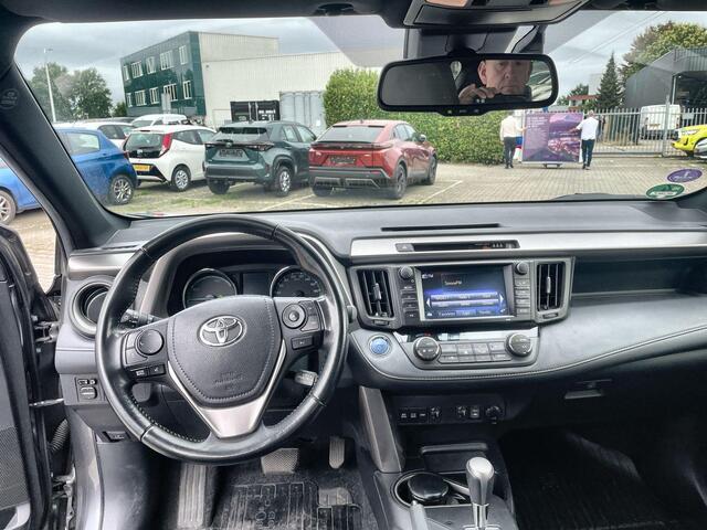 Toyota RAV4 2.5 Hybrid Black Edition