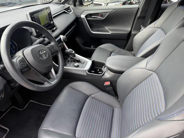 Toyota RAV4 2.5 Hybrid AWD Bi-Tone | CAMERA | JBL | LED KOPLAMPEN | NAVIGATIE | KEYLESS ENTRY/GO | LEDER | PARKEREN SENSOREN | STOELVERWARMING | ELEKTRISCHE STOELEN |