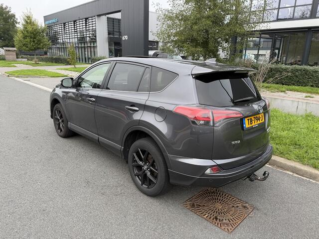 Toyota RAV4 2.5 Hybrid Black Edition Leer, schuifdak