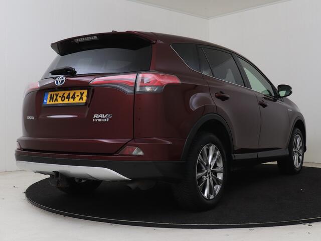 Toyota RAV4 2.5 Hybrid AWD Executive | afneembare trekhaak |