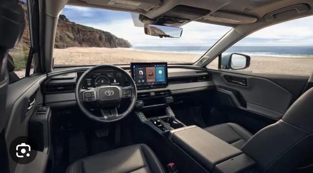 Toyota RAV4 2.5 Plug-in Hybrid 270 Dynamic ** Navigatie ** Carplay Rijbereik tot 137km (WLTP) ** oktober beschikbaar!