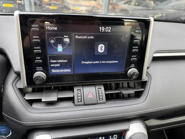 Toyota RAV4 2.5 Hybrid Business Plus APPLE CARPL./ANDROID AUTO | CAMERA | LED KOPLAMPEN | NAVIGATIE | KEYLESS ENTRY/GO | PARKEREN SENSOREN | STOELVERWARMING | VOORRUIT VERWARMING |