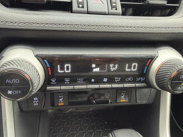 Toyota RAV4 2.5 Hybrid Business Plus APPLE CARPL./ANDROID AUTO | CAMERA | LED KOPLAMPEN | NAVIGATIE | KEYLESS ENTRY/GO | PARKEREN SENSOREN | STOELVERWARMING | VOORRUIT VERWARMING |