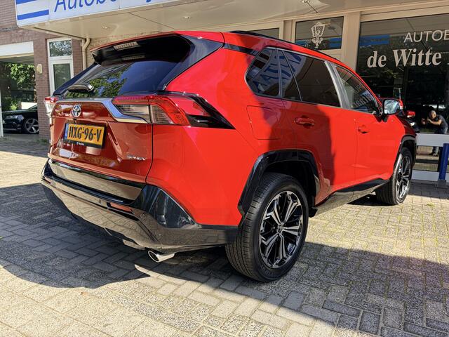 Toyota RAV4 2.5 Plug-in Hybrid AWD Limited Edition Navi Fullmap/Elektr.Climate controle met afstandbediening//Cruise Contr. Adaptief//Rondom zicht camera/Verw. in hoogte verst.b. Voorstoelen met achterbankverwarming/Achteruitrij camera in spi