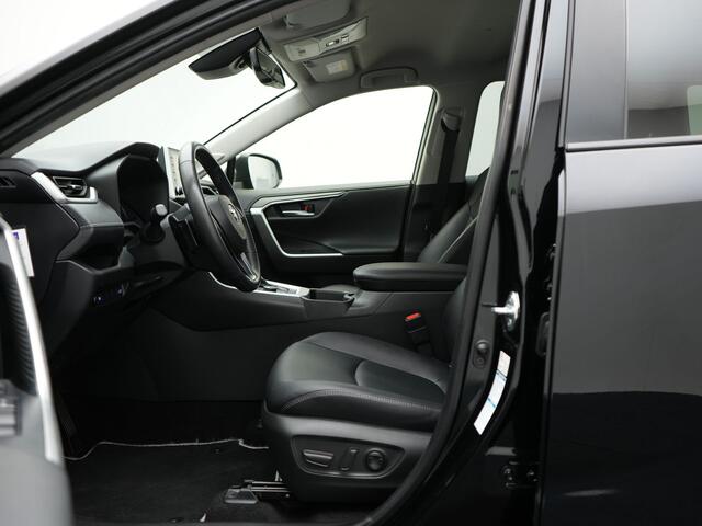 Toyota RAV4 2.5 Hybrid AWD Style | Parkeersensoren V+A | JBL | Trekhaak | Stoelverwarming |
