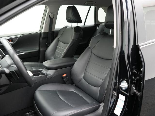 Toyota RAV4 2.5 Hybrid AWD Style | Parkeersensoren V+A | JBL | Trekhaak | Stoelverwarming |