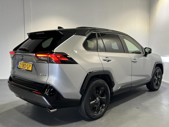 Toyota RAV4 2.5 Hybrid Executive | Navigatie | LM Velgen 18" | Voorstoelen Verwarmd | PDC Voor en Achter | Cruise Control Adaptief | Lederen Bekleding |
