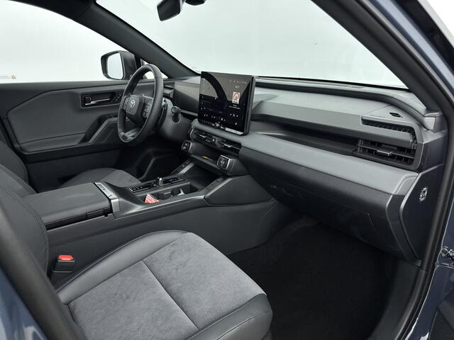 Toyota RAV4 2.5 Plug-in Hybrid 270 First Edition Nieuw model | Uit voorraad leverbaar | BTW voertuig | 360 Camera | Stoelventilatie | Stoel+stuurverwarming | Head-Up Display | Elektrische achterklep | Parkeersensoren voor+achter | Nieuw mod