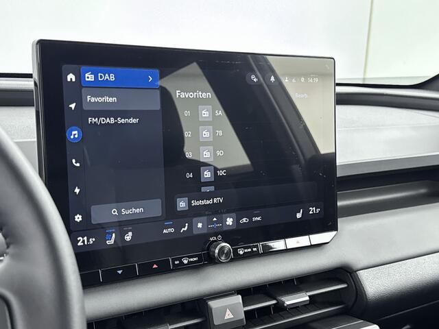 Toyota RAV4 2.5 Plug-in Hybrid 270 First Edition Nieuw model | Uit voorraad leverbaar | BTW voertuig | 360 Camera | Stoelventilatie | Stoel+stuurverwarming | Head-Up Display | Elektrische achterklep | Parkeersensoren voor+achter | Nieuw mod