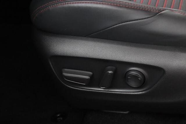 Toyota RAV4 2.5 Plug-in Hybrid AWD Bi-Tone Plus | 360 Camera | Trekhaak | Elektrisch verstelbare bestuurdersstoel | Navigatie | JBL |