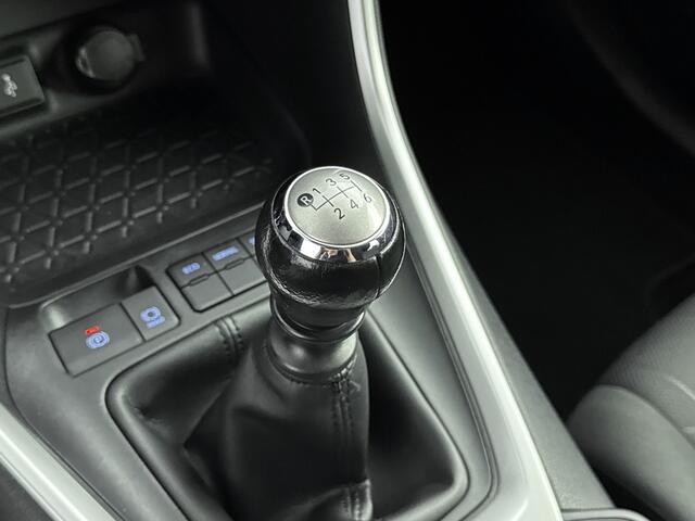 Toyota RAV4 2.0 VVT-iE Business | NL Auto | Trekhaak | Cruise Control Adaptief | Achteruitrijcamera |