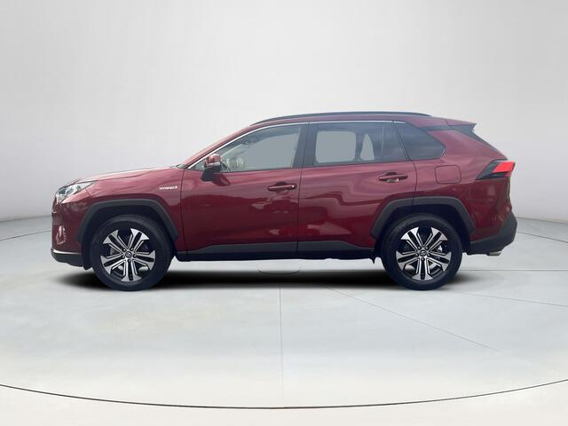 Toyota RAV4 2.5 Hybrid AWD Dynamic | Stoelverwarming | Elektrische klep | Carplay | 18 inch licht metalen velgen | Parkeersensoren voor |