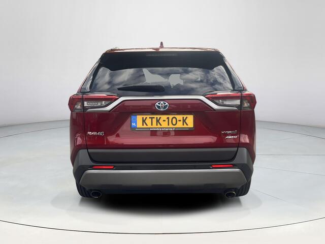 Toyota RAV4 2.5 Hybrid AWD Dynamic | Stoelverwarming | Elektrische klep | Carplay | 18 inch licht metalen velgen | Parkeersensoren voor |