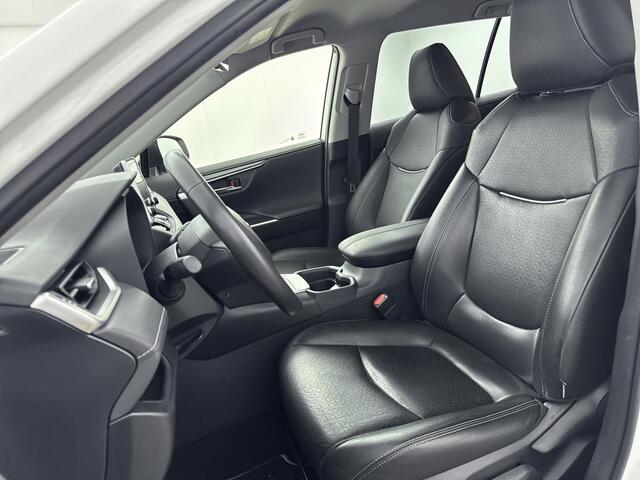 Toyota RAV4 2.5 Hybrid AWD Style | Voorruit-Stuur-Stoelverwarming | Parkeersensoren V+A |