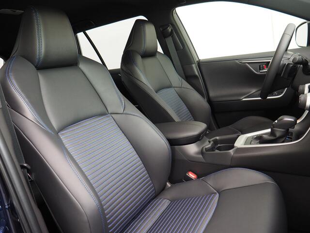 Toyota RAV4 2.5 Hybrid Style Bi-Tone | Stuur- en Stoelverwarming | Adaptive Cruise Control | Achteruitrijcamera | Apple CarPlay/ Android Auto | Draadloze Telefoonlader | Pre-Collision System | Elektrische Achterklep | Verwarmde