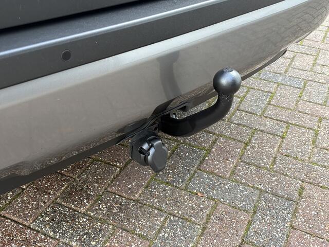 Toyota RAV4 2.0 VVT-iE Business Trekhaak (2000 kg) Adapt.Cruise Carplay Camera Voll.Dealer Onderhouden!