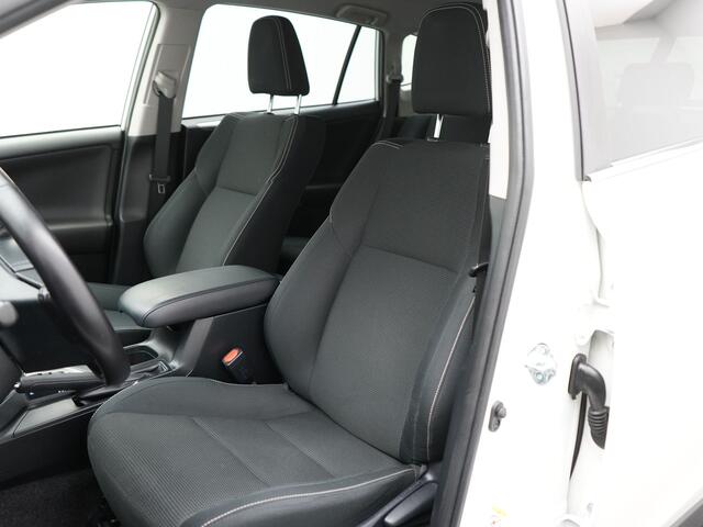 Toyota RAV4 2.5 Hybrid Dynamic | Parkeersensoren V+A | Blindspot | Navigatie |