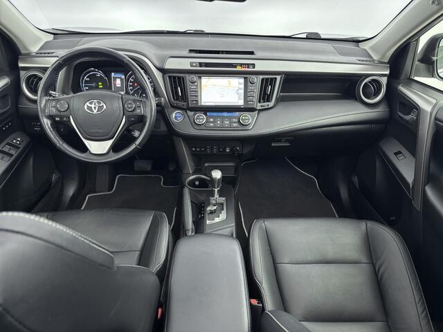 Toyota RAV4 2.5 Hybrid AWD Executive VOL! | Stuur-Stoelverwarming | Trekhaak | Schuif/kanteldak |