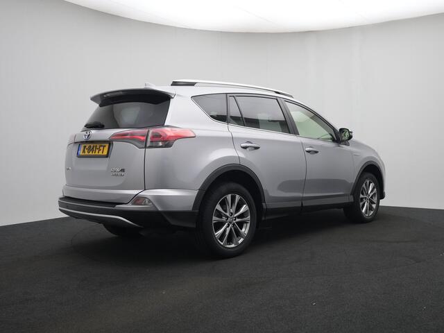Toyota RAV4 2.5 Hybrid AWD Executive | Stuur-Stoelverwarming | JBL | Schuif/kanteldak | Dode Hoek Detectie |