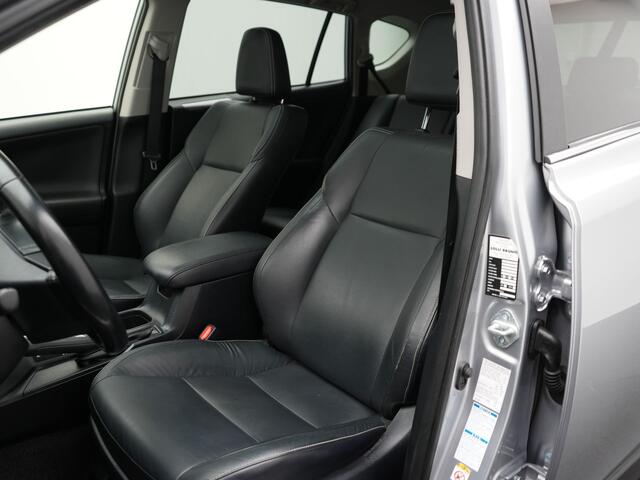 Toyota RAV4 2.5 Hybrid AWD Executive | Stuur-Stoelverwarming | JBL | Schuif/kanteldak | Dode Hoek Detectie |