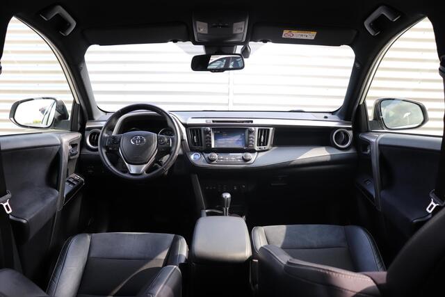 Toyota RAV4 2.5 Hybrid Style, Trekhaak, Stoelverwarming, BSM, NAVI! – foto 6