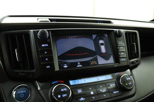 Toyota RAV4 2.5 Hybrid AWD Executive Business | Lederen bekleding | Trekhaak | Cruise control | Achteruitrijcamera | – foto 7