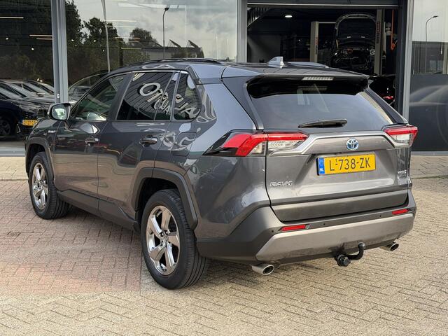 Toyota RAV4 2.5 Hybrid First Edition TREKHAAK | LANE ASSISTENT | JBL AUDIOSYSTEM | DEALER ONDERHOUDEN | LED PAKKET | NAVIGATIE | DAB RADIO | CRUISECONTROL| PARKEERSENSOREN | STOELVERWARMING | – foto 3